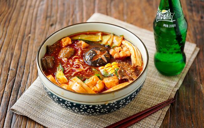 中国麻辣烫在韩人气火爆带动中国啤酒销量大涨